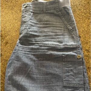 Lee relaxed for mid rise shorts. Size 10